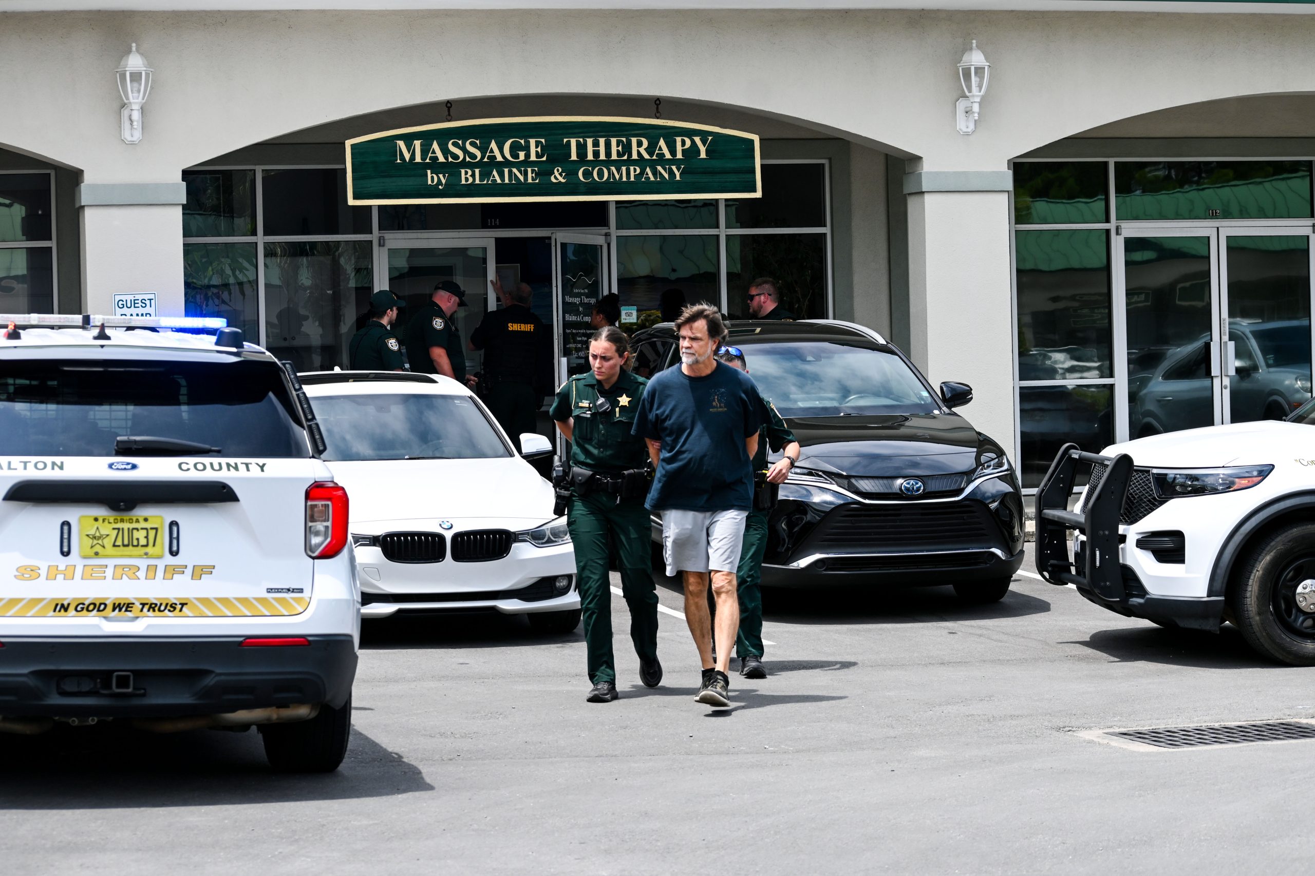 MIRAMAR BEACH BUSINESS OWNER ARRESTED FOR BATTERY AND OPERATING AS A MASSAGE THERAPIST WITHOUT A LICENSE